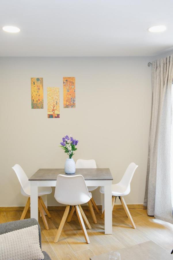 Apartamentos Menora Toledo Exteriör bild