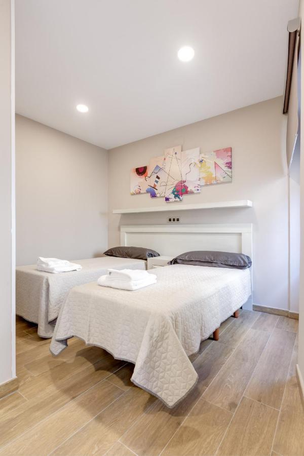 Apartamentos Menora Toledo Exteriör bild
